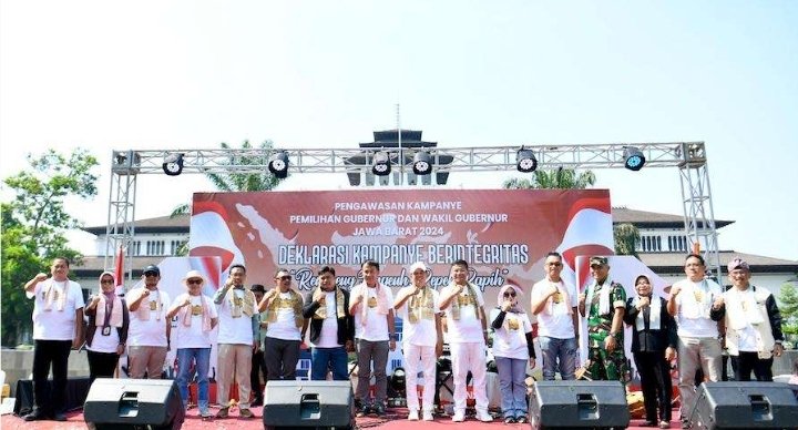 Hadiri Deklarasi Kampanye Berintegritas, Penjabat Gubernur Jawa Barat Bey Machmudin Pastikan Pilkada Jabar Jujur dan Beretika