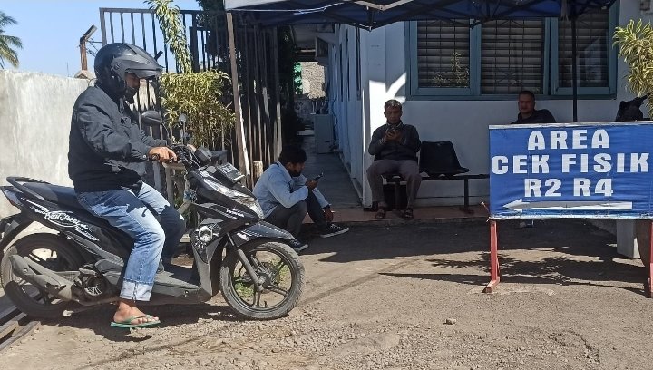 Warga Serbu Program Pemutihan Pajak Kendaraan Bermotor Jawa Barat