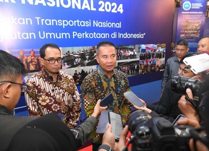 Pj. Gubernur Jawa Barat Bey Machmudin Tekankan Urgensi Penguatan Transportasi Publik Terintegrasi Bandung Raya Ada 16 Ribu Perjalanan Setiap Hari