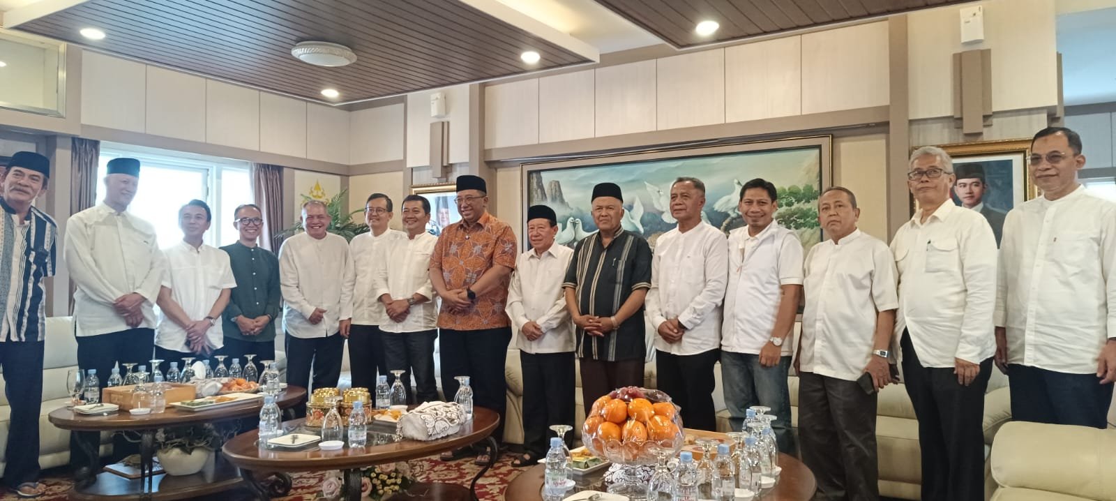 Sowan ke PB Paguyuban Pasundan, Calon Walikota Bandung Haru Suandharu Bahas Soal Pendidikan