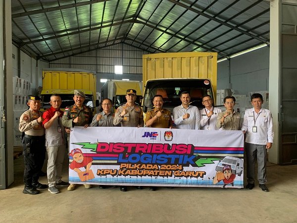 KPU Kabupaten Garut Gandeng JNE Distribusikan Logistik Pilkada 2024: Aman dan Tepat Waktu