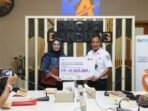 KAI Daop 2 Kembali Serahkan Bantuan TJSL Sebesar Rp120.778.500