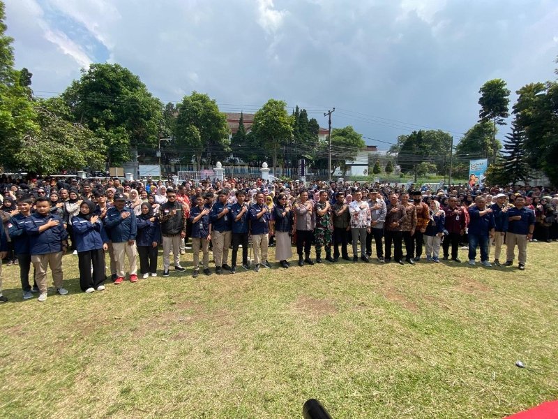 Belasan Ribu KPPS Jawa Barat Dilantik Serentak, Ini Pesan KPU Jabar