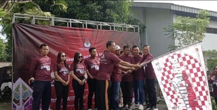Sosialisasikan Pilkada, KPU Kabupaten Subang Gelar Gerak Jalan
