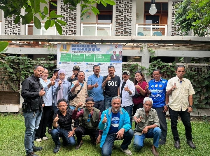 Komunitas Biru Berikan Dukungan Siap Ikut Ngadandanan Kota Bandung Bersama Dandan Riza Wardana-Arif Wijaya