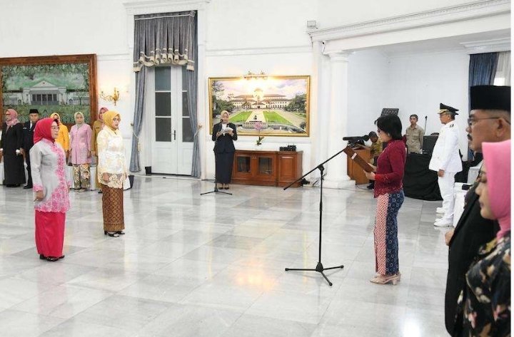 Amanda Soemedi Bey Machmudin Lantik Penjabat Ketua TP PKK Kabupaten Ciamis dan Kuningan