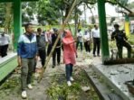 Cuaca Ekstrem, Penjabat Gubernur Jawa Barat Bey Machmudin Tinjau SD dan Gudang KPU Kota Cimahi