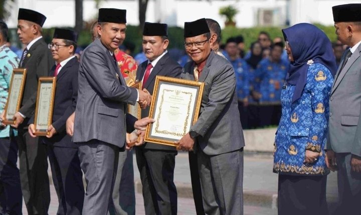 Pemdakab Bekasi Raih Penghargaan ODF dari Pemda Provinsi Jawa Barat