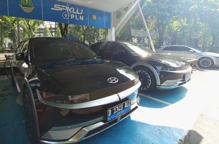 Ini Jumlah SPKLU Jika Target Satu Juta Kendaraan Listrik  Roda Empat pada 2030 Tercapai