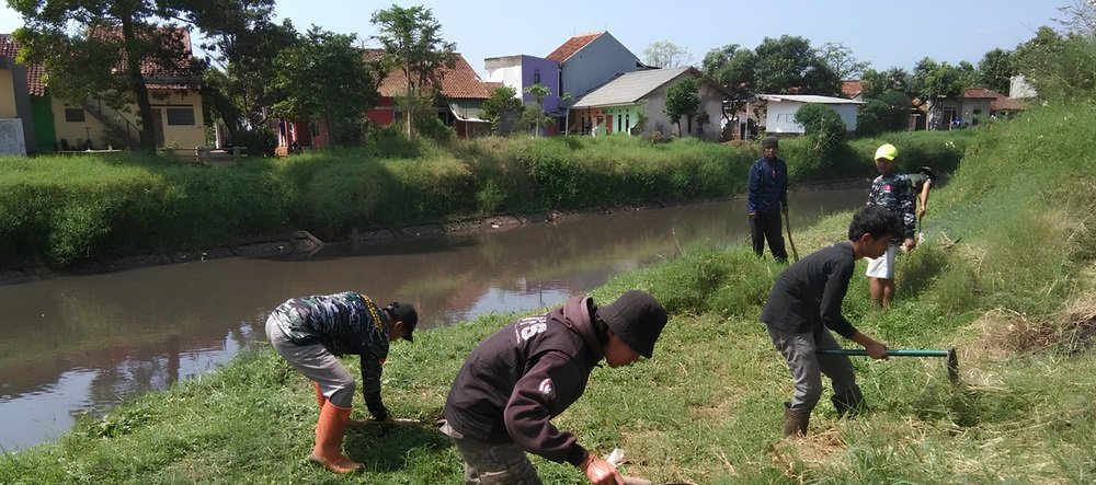 Satgas Citarum Harum Bersihkan 10 Ton Sampah Sungai Citarum