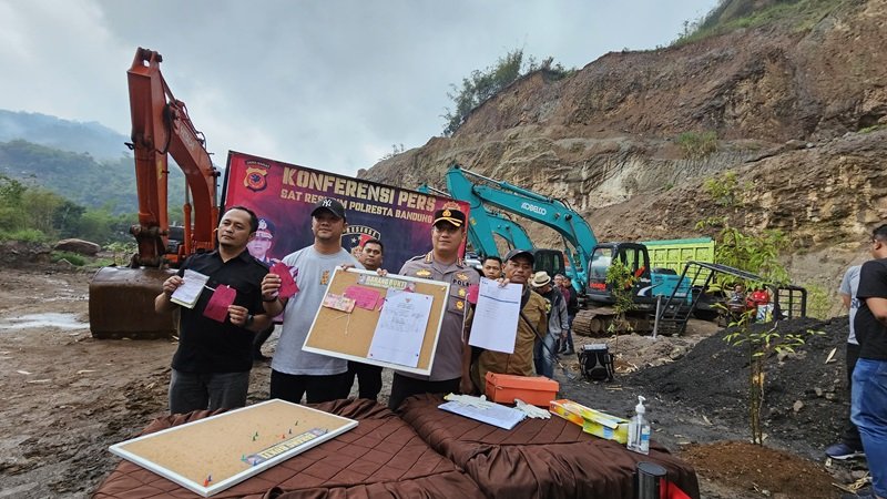 Polisi Ringkus Pelaku Tambang Ilegal di Soreang