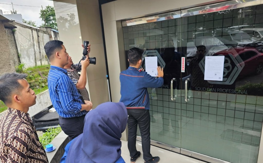 OJK Cabut Izin Usaha PT BPR Kencana