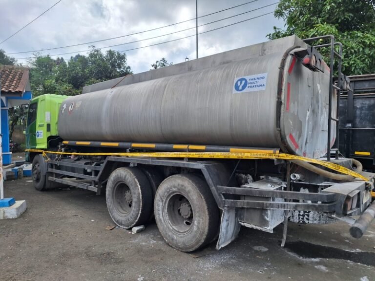 Dlh Bakal Panggil Produsen dan Pemilik Cairan Kimia yang Bocor di Bandung Barat