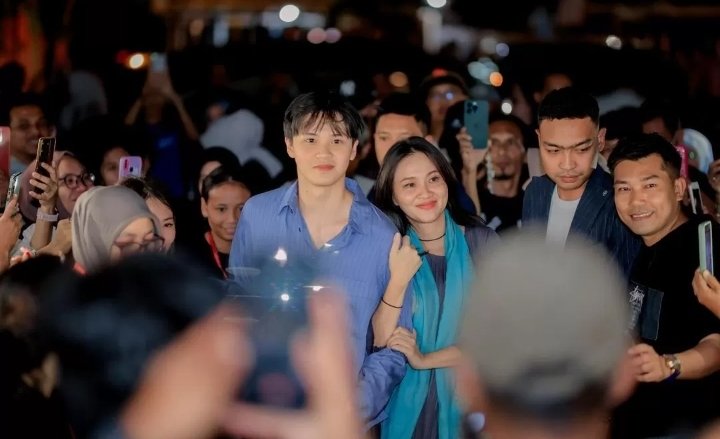 Sherly Tjoanda, Antara Kedukaan dan Keunggulan