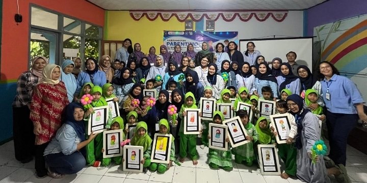 Universitas Kristen Maranatha mengadakan Psikoedukasi Pola Asuh di Garut Kota