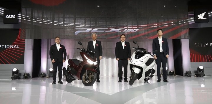 New Honda PCX160 Semakin Berkelas dengan Kecanggihan Menyeluruh