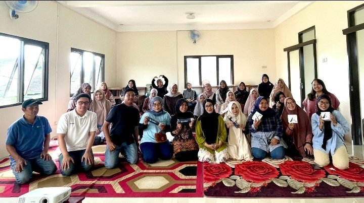 Dukung Digitalisasi UKM di Jawa Barat, Telkom Regional II Gelar Pelatihan Social Media Marketing