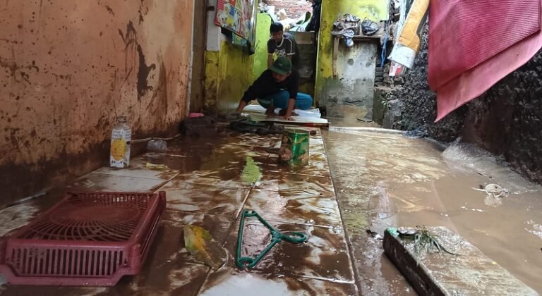 Waspada Banjir Besar Dampak Siklus 5 Tahunan dan La Nina