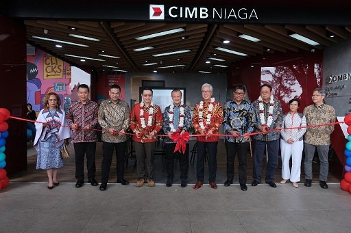 Perkuat Kerjasama, CIMB Niaga Hadirkan Digital Lounge di Unpar
