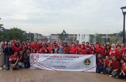 Hari AIDS Sedunia 2024, Perdoski Cabang Bandung Lakukan Penyuluhan ke Masyarakat