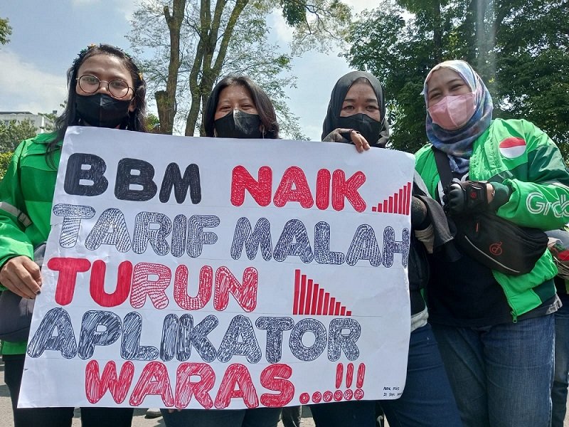 Kenaikan Harga BBM Dikeluhkan Driver Ojek Online