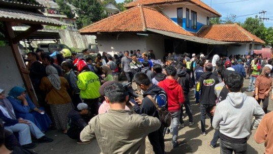 Pemilik Kendaraan Terdampak Cairan Kimia Bocor di Bandung Barat Terima Ganti Rugi