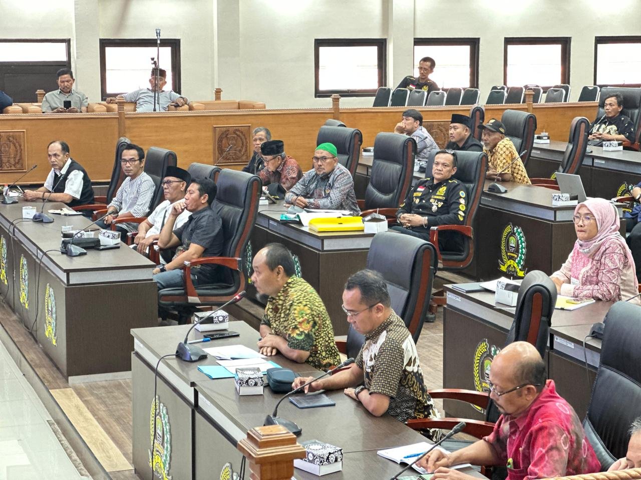 PLN dan DPRD Sumedang Perkuat Sinergi Dukung Pembangunan Pembangkit Energi Terbarukan