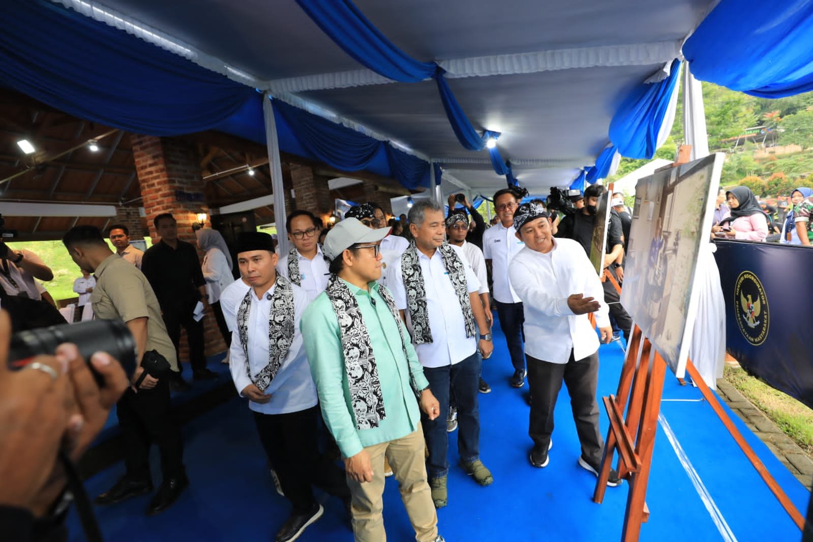 Menko Pemberdayaan Masyarakat RI Apresiasi Peran BRI Memperkuat Pembangunan Desa melalui Program Desa BRILiaN