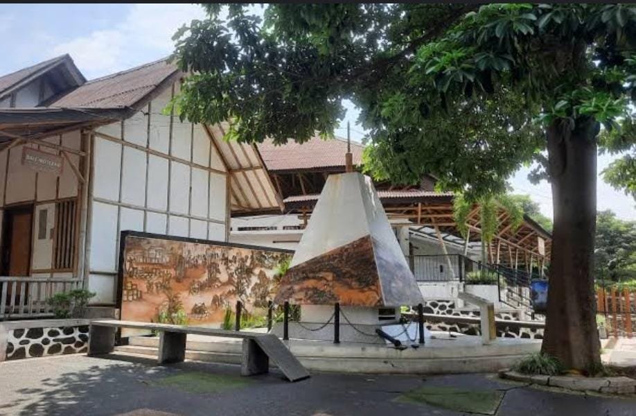 Gedung Teater Legendaris, Warisan Budaya Kota Bandung yang Tetap Hidup