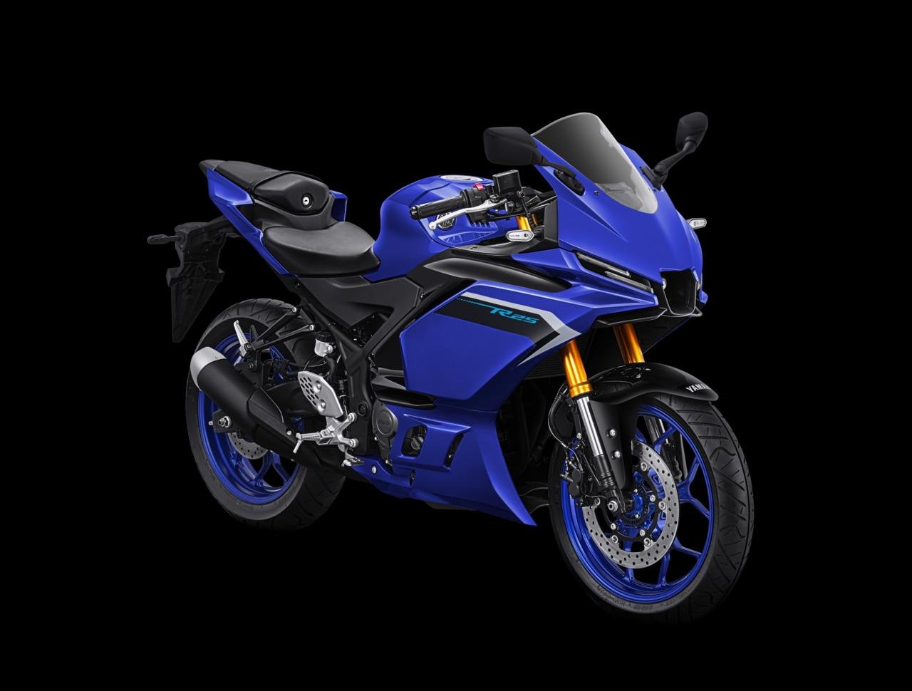 Tampil sebagai Urban Super Sport, New Yamaha R25 Siap Geber Maksimal Pasar Sport Model Tanah Air