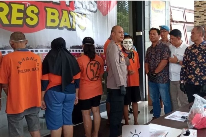 Komplotan Jual Beli Bayi Sudah Lima Kali Transaksi di Jawa dan Bali, Terungkap di Batu, Berkomunikasi lewat Facebook, Ini Penjelasan Wakapolres Batu Kompol Danang Yudanto