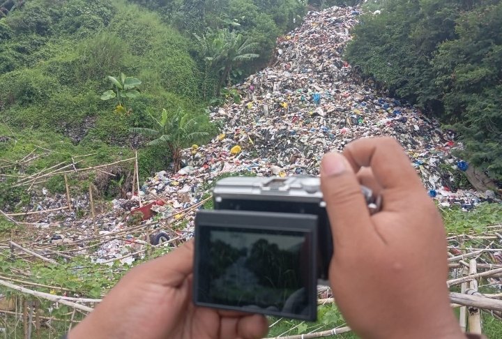 Bau Tidak Sedap TPS Liar di Lembang Kabupaten Bandung Barat, Ini Penampakannya
