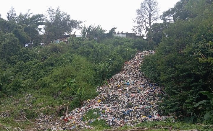 Bau Tidak Sedap TPS Liar di Lembang Kabupaten Bandung Barat, Ini Penampakannya