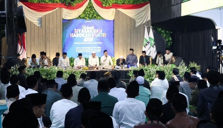 Gelar Halaqoh Ajengan Anom Se-Jawa Barat, Ketua PKB Jabar Syaiful Huda Tegaskan Gerakan Dakwah dan Gerakan Politik Tidak Bisa Dipisahkan