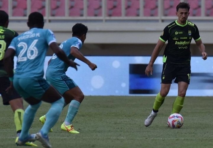 10 Penggawa Persib Bandung Sukses Lanjutkan Rekor Tak Terkalahkan, Gol Tyronne Del Pino Buyarkan Kemenangan PSBS Biak