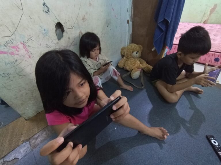 Kehidupan dengan Wawasan dan Ilmu Baru