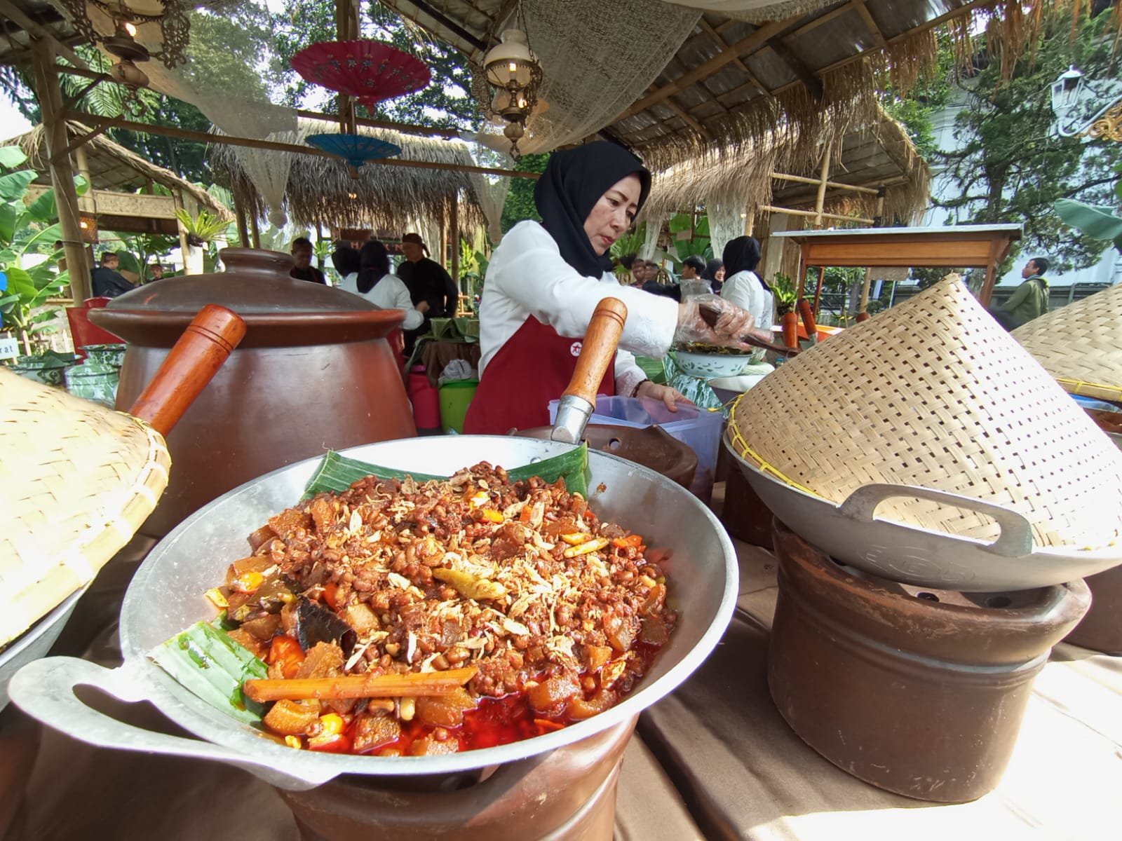 Makanan Tradisional Kekayaan Kuliner Khas Daerah Jawa Barat