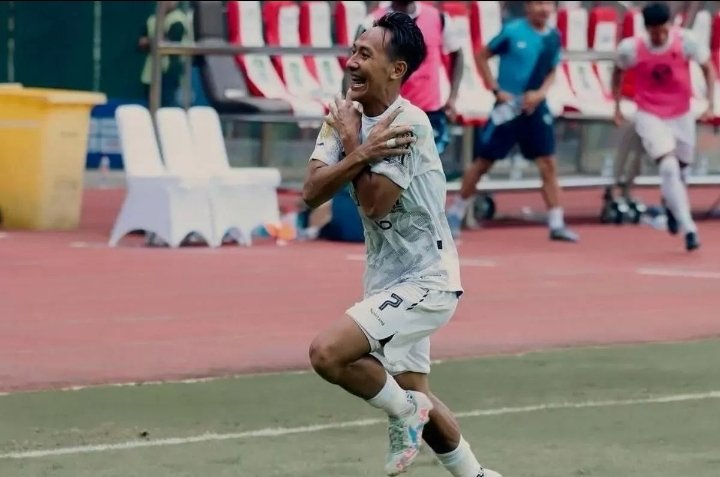 Sanksi Aneh Menimpa Beckham Putra, Persib Bandung Langsung Banding Selebrasi ‘Tiris’