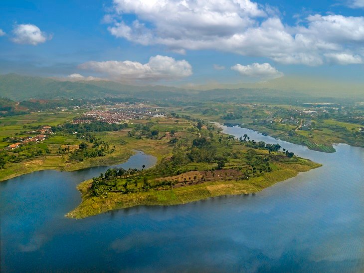Tatar Spatirasmi KBP, Kawasan di Peninsula dengan View Danau