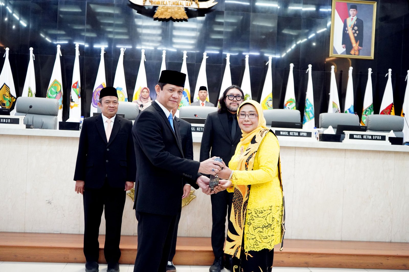 Anggota PAW DPRD Jawa Barat, Tati Supriati Irwan Dilantik