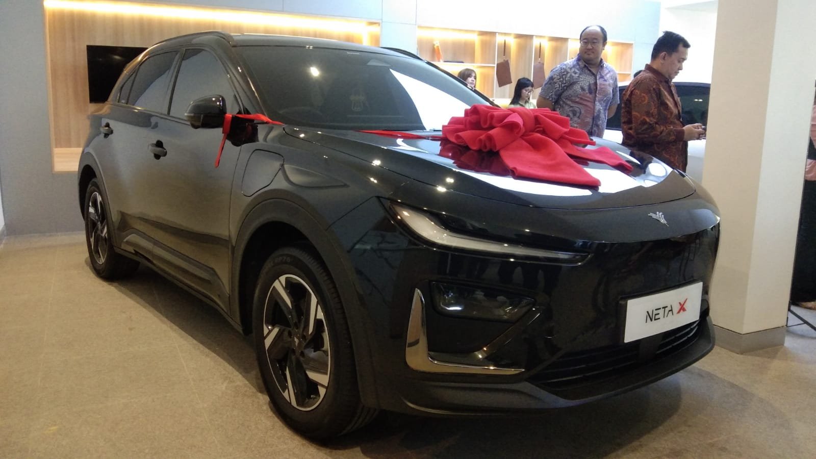 Dukung Industri Otomotif Nasional Neta Hadir di Bandung