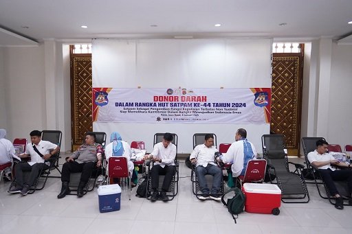 Upacara HUT Satpam ke-44 dan Donor Darah di Mapolda Jabar