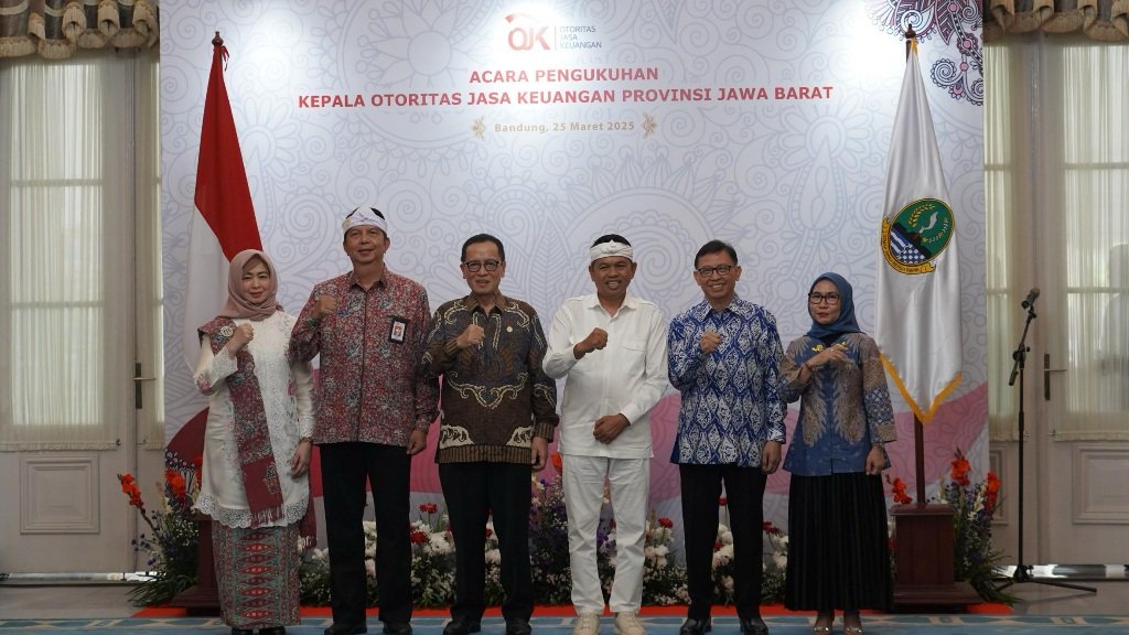Darwisman Resmi Jabat Kepala OJK Jabar,  Gubernur Jabar Dedi Mulyadi Siap Berkolaborasi