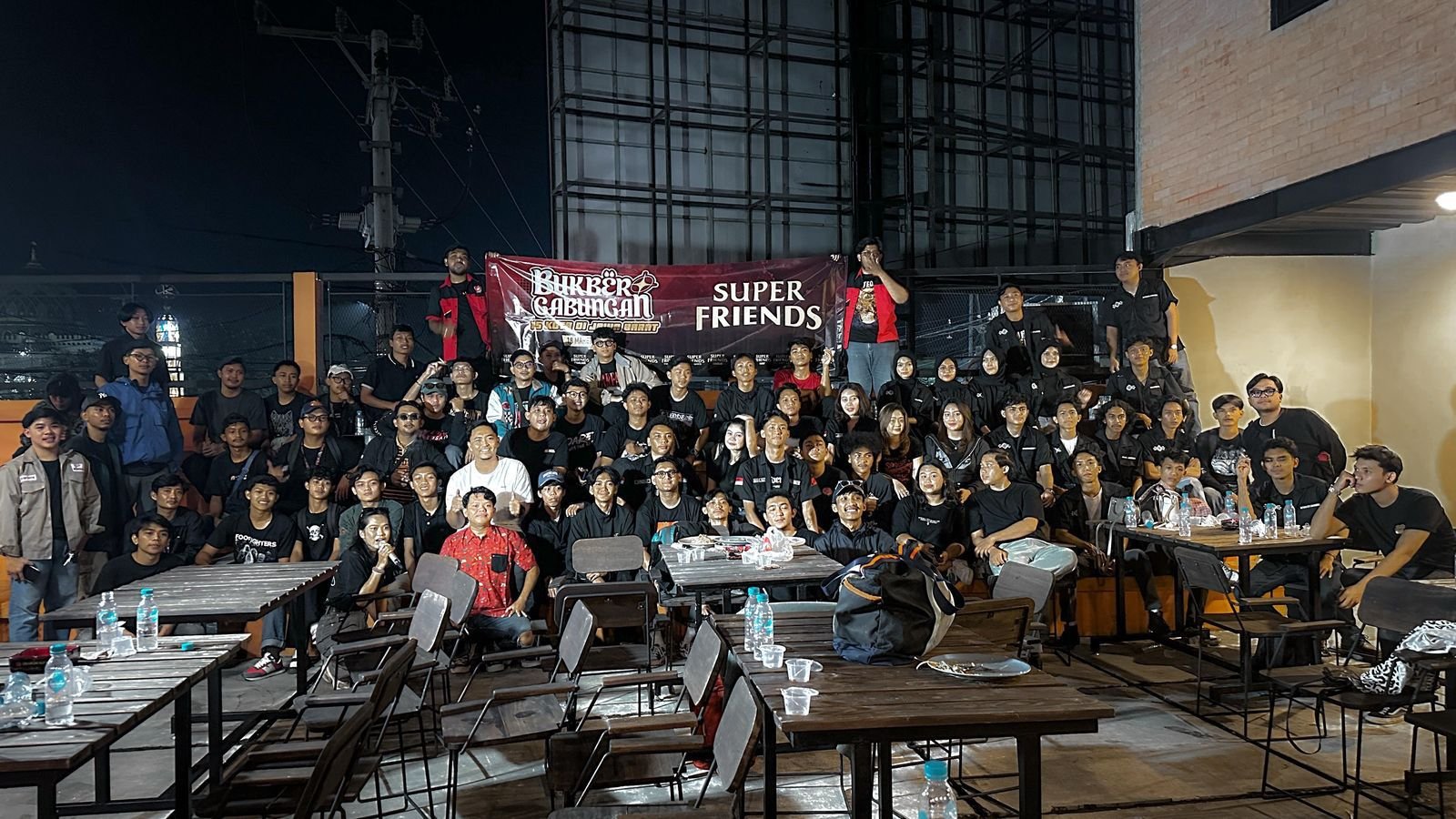 Superfriends Gelar Bukber Gabungan Serentak 15 Kota/Kabupaten Jawa Barat