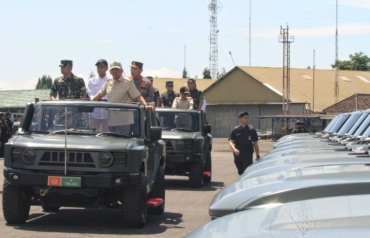 Serah Terima Kendaraan Maung TNI Polri dari Kemenhan