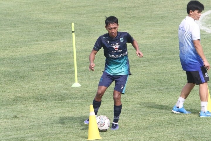Berikut Prediksi Susunan Pemain Persib Bandung Lawan Persik Kediri