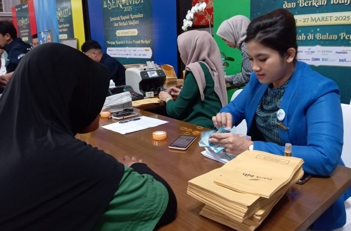 Layanan Penukaran Uang Baru di Kota Bandung