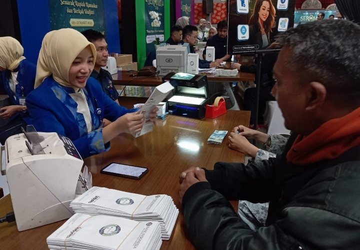 Layanan Penukaran Uang Baru di Kota Bandung