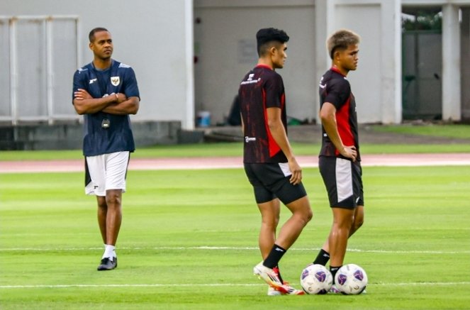 Pelatih Timnas Indonesia Patrick Kluivert Harus Hati-Hati, Ternyata Bahrain Pernah Beri Mimpi Buruk Empat Tahun Lalu