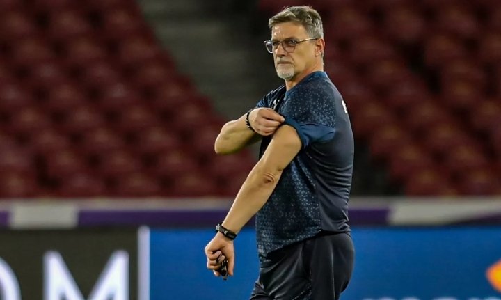Waduh! Pelatih Bahrain, Dragan Talajic Lontarkan Sindiran Keras soal Naturalisasi Timnas Indonesia, Heran Punya 300 Juta Penduduk Tapi Datangkan Pemain Belanda Melulu, Tapi Saya Hormati